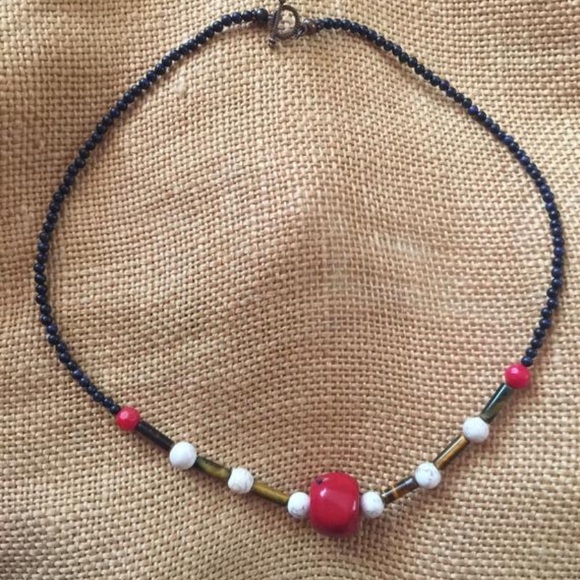 Handcrafted Beaded Necklace Carpintero - Picture 3 of 3